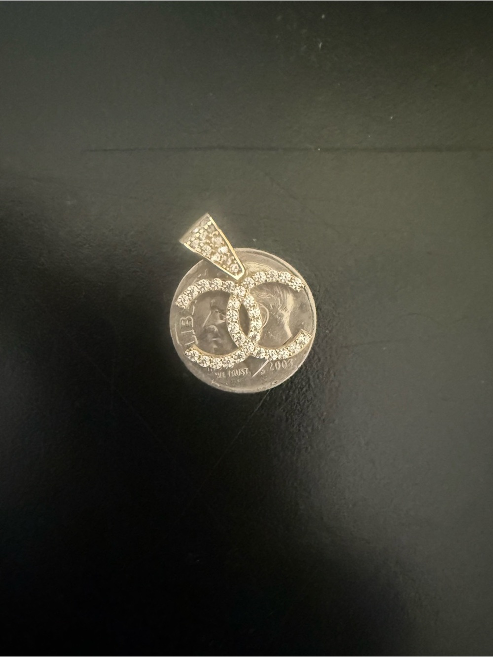 10KT CHANEL yellow gold CC Pendant with Matching CC Earrings - Picture 8 of 9